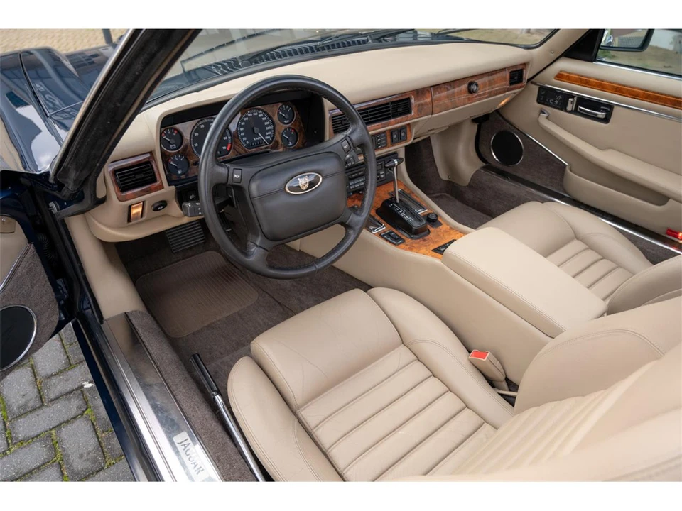 1991 Jaguar XJS Convertible - Image 6 of 11