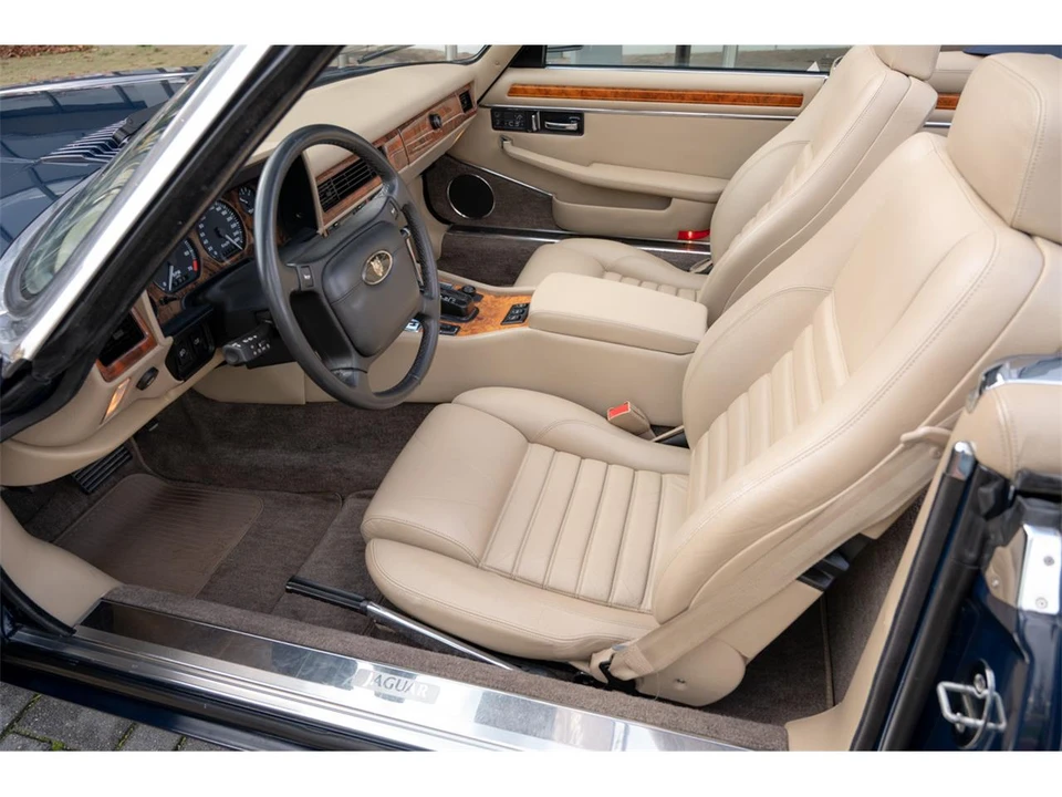 1991 Jaguar XJS Convertible - Image 7 of 11