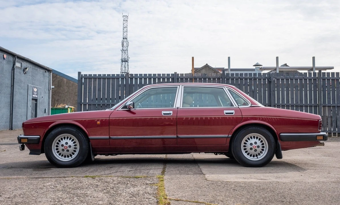 1991 Jaguar XJ40 XJ - Image 9 of 30