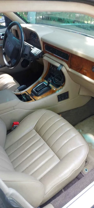 1991 Jaguar XJ - Image 6 of 8