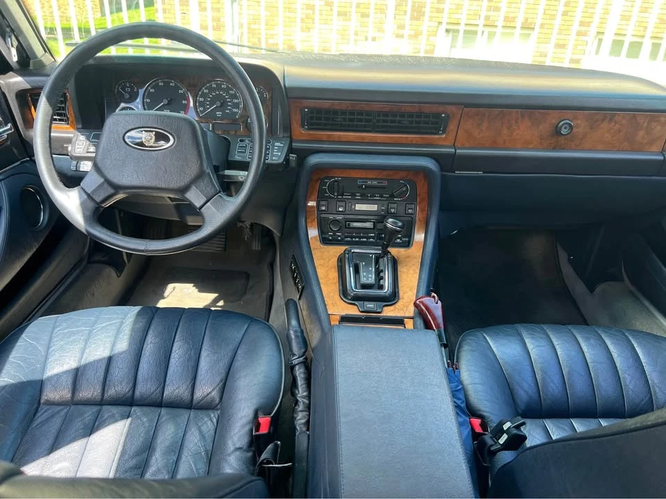 1991 Jaguar XJ Series 3 - Image 7 of 11