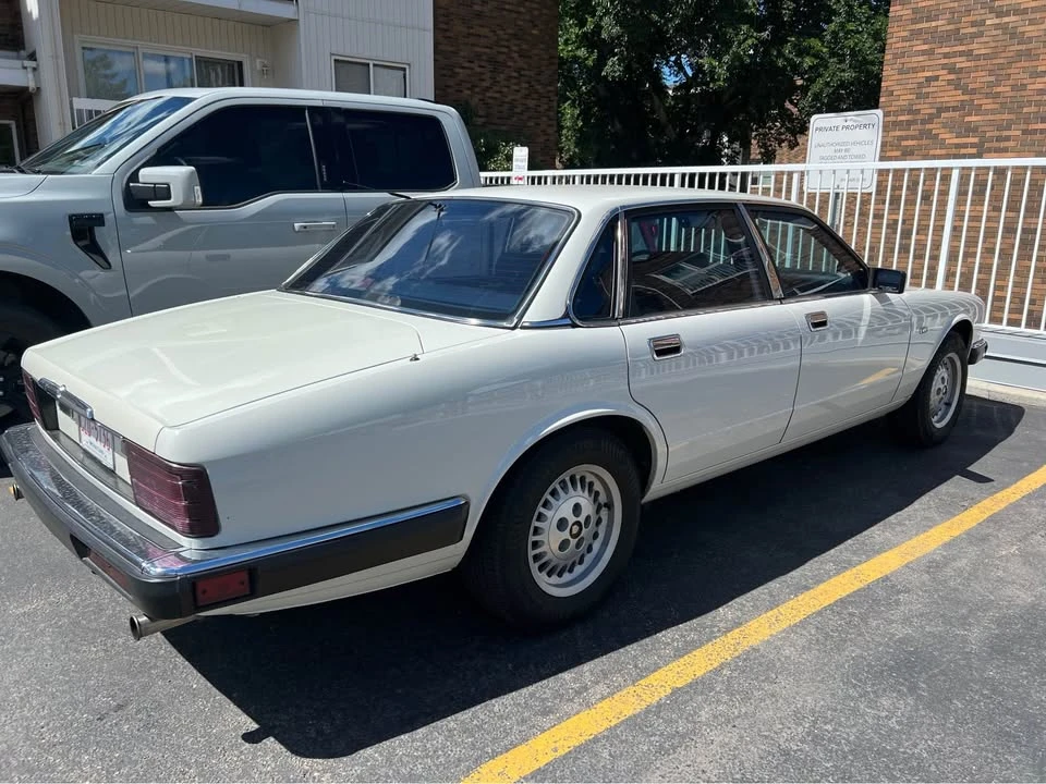1991 Jaguar XJ Series 3 - Image 4 of 11