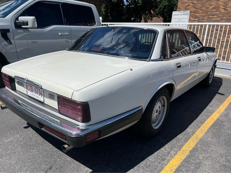 1991 Jaguar XJ Series 3 - Image 6 of 11