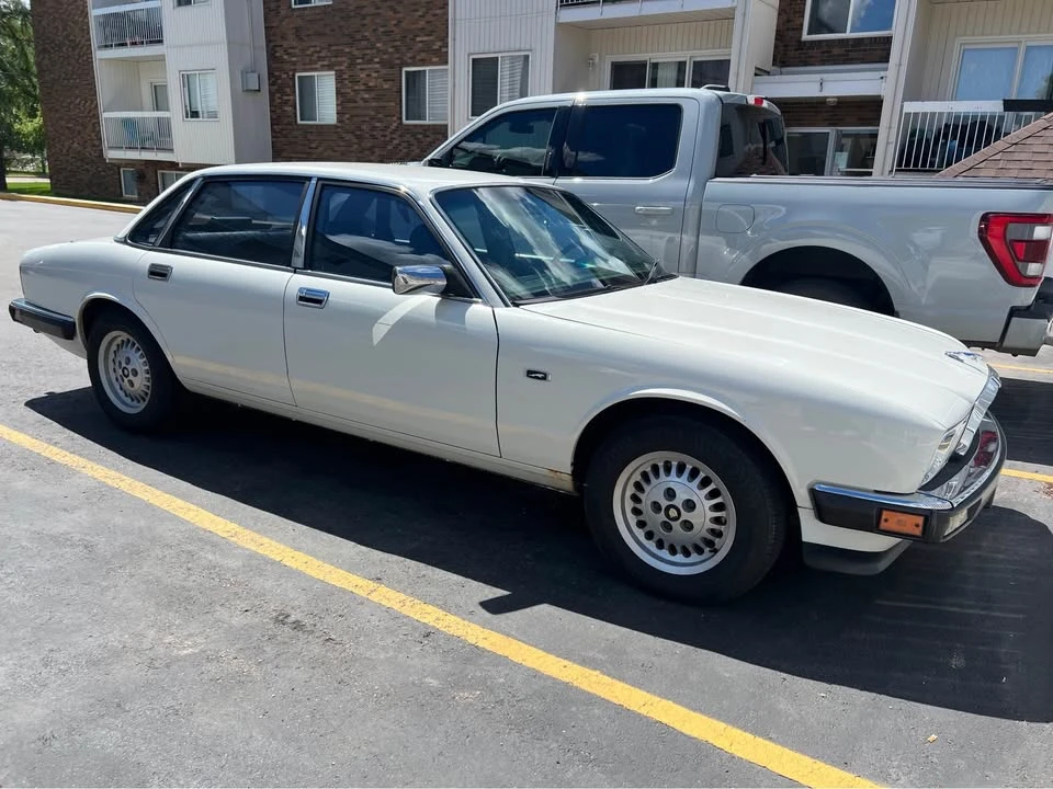 1991 Jaguar XJ Series 3 - Image 3 of 11