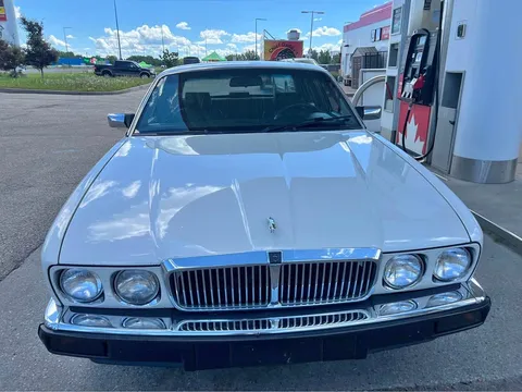 1991 Jaguar XJ
