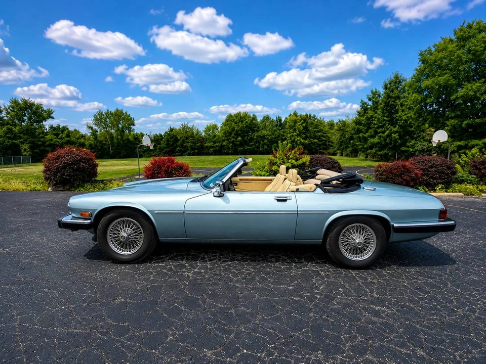 1991 Jaguar XJS Convertible - Image 10 of 12