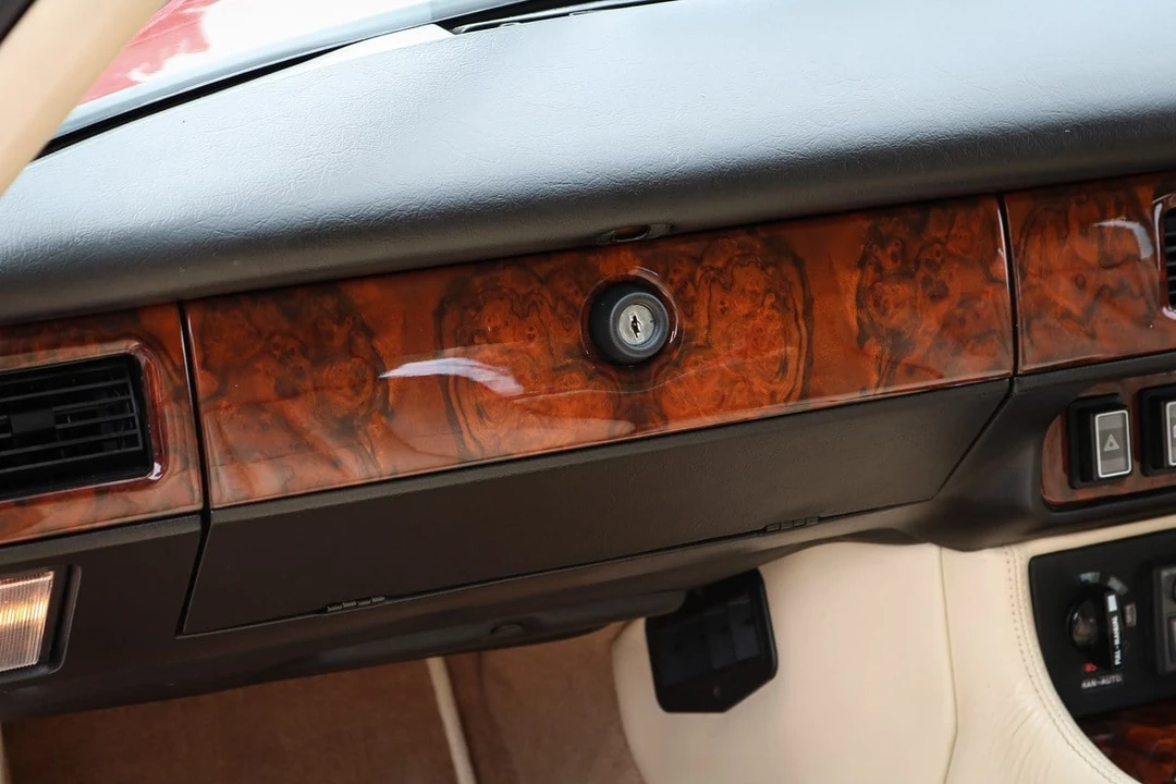 1991 Jaguar XJ-S TWR - Image 25 of 30