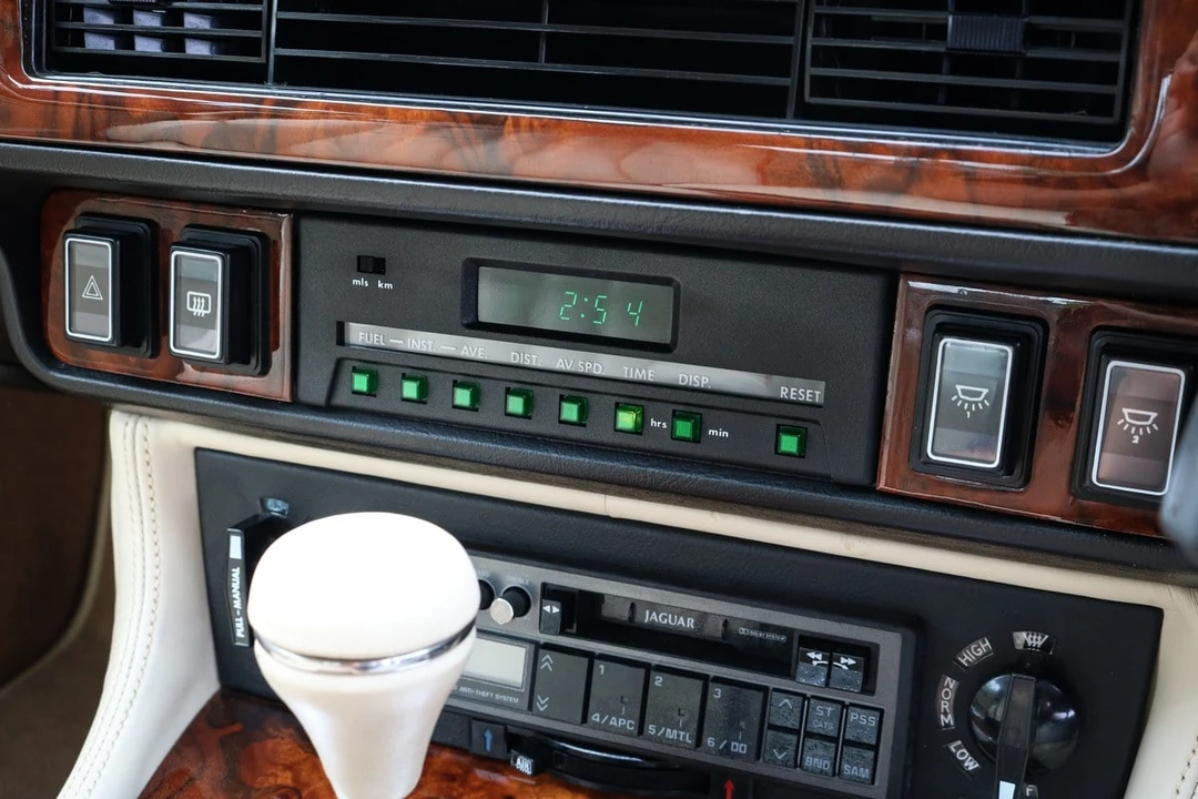 1991 Jaguar XJ-S TWR - Image 19 of 30