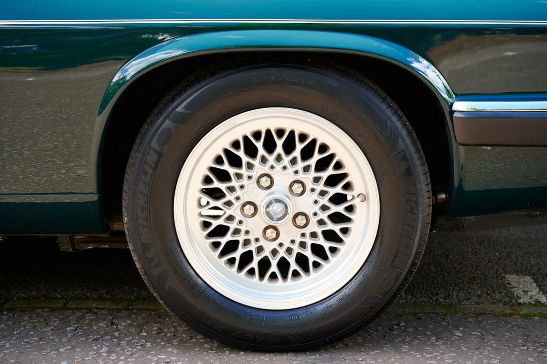 1991 Jaguar XJS Pre-Facelift V12 - Image 28 of 30