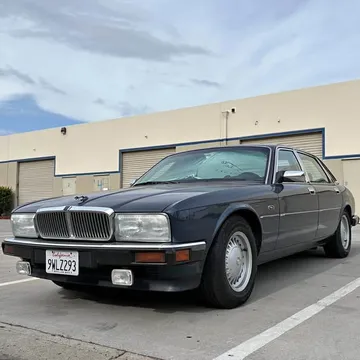 1991 Jaguar XJ6 Sovereign Sedan