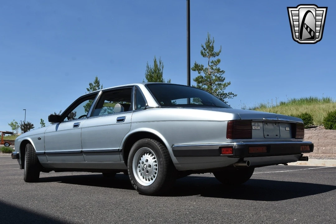 1991 Jaguar XJ40 XJ - Image 5 of 21