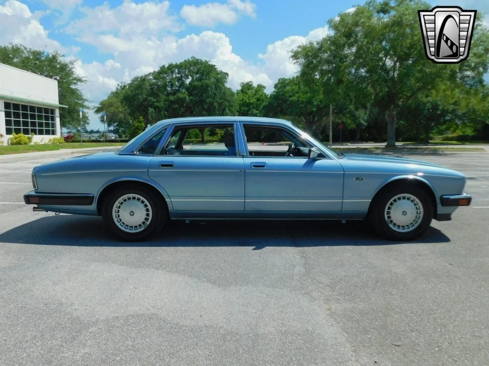 1991 Jaguar XJ40 XJ - Image 17 of 21