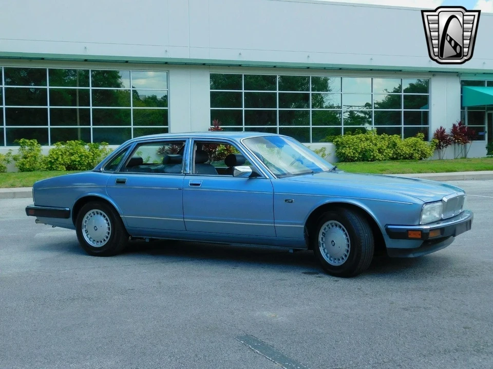 1991 Jaguar XJ40 XJ - Image 9 of 21