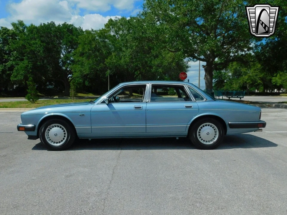 1991 Jaguar XJ40 XJ - Image 16 of 21