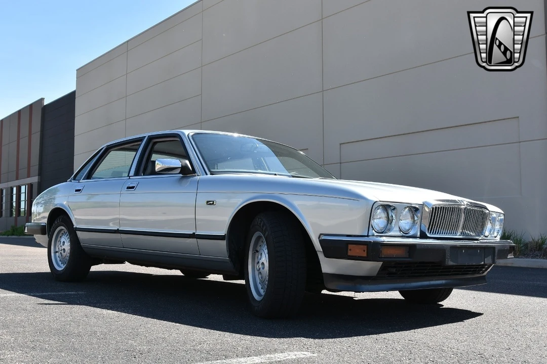 1991 Jaguar XJ40 XJ - Image 10 of 21