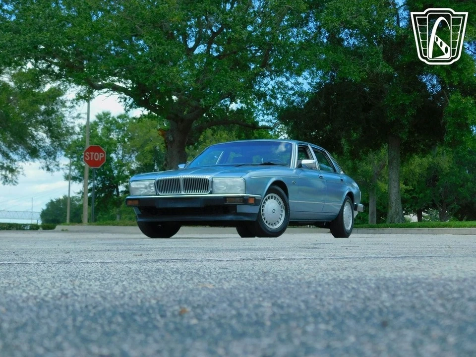 1991 Jaguar XJ40 XJ - Image 4 of 21