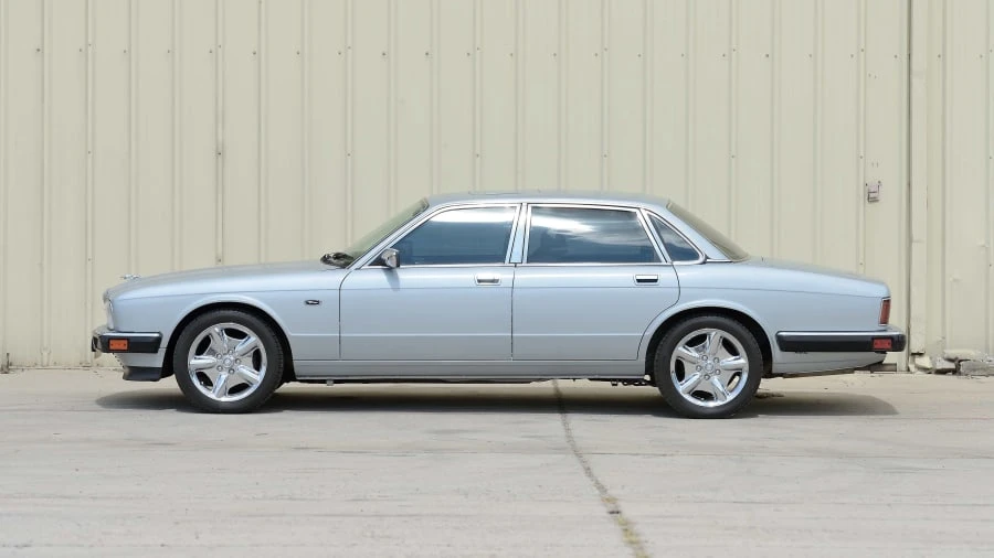 1991 Jaguar XJ40 XJ - Image 8 of 12
