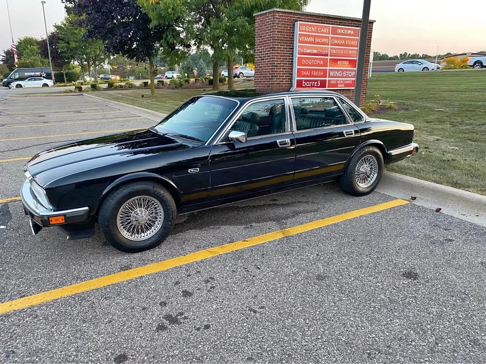 1991 Jaguar XJ40 XJ - Image 2 of 10