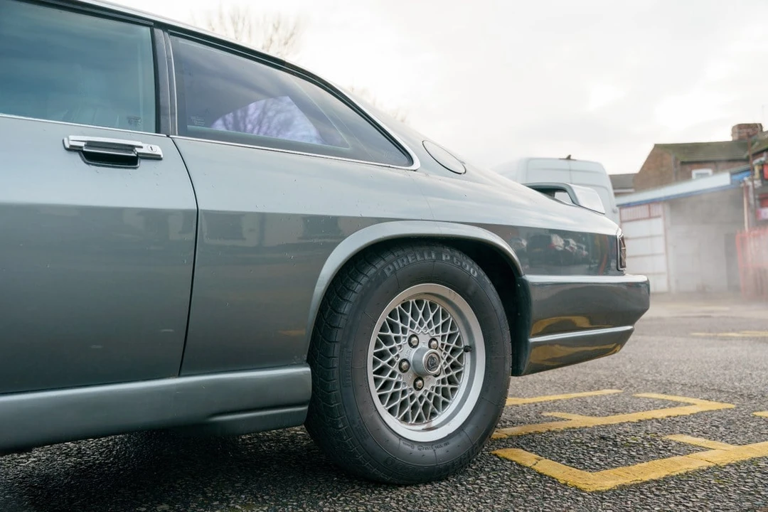 1990 Jaguar XJS Facelift AJ-16 - Image 25 of 30