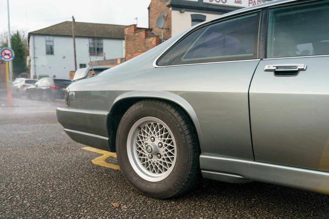 1990 Jaguar XJS Facelift AJ-16 - Image 22 of 30
