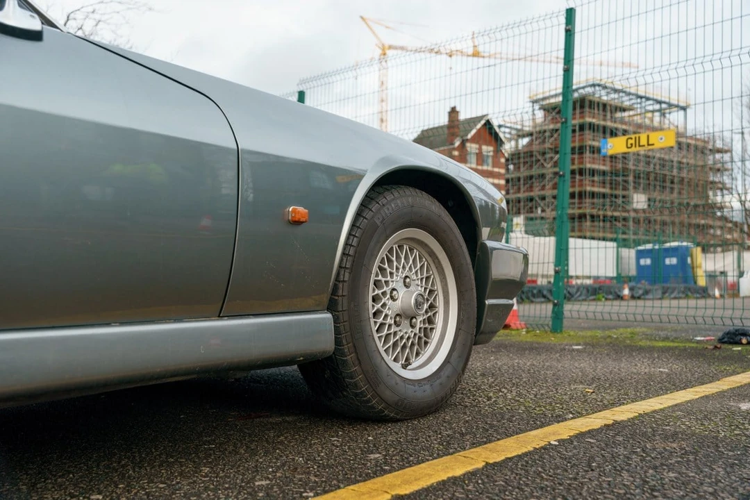 1990 Jaguar XJS Facelift AJ-16 - Image 23 of 30