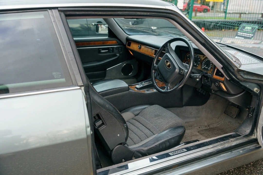 1990 Jaguar XJS Facelift AJ-16 - Image 30 of 30