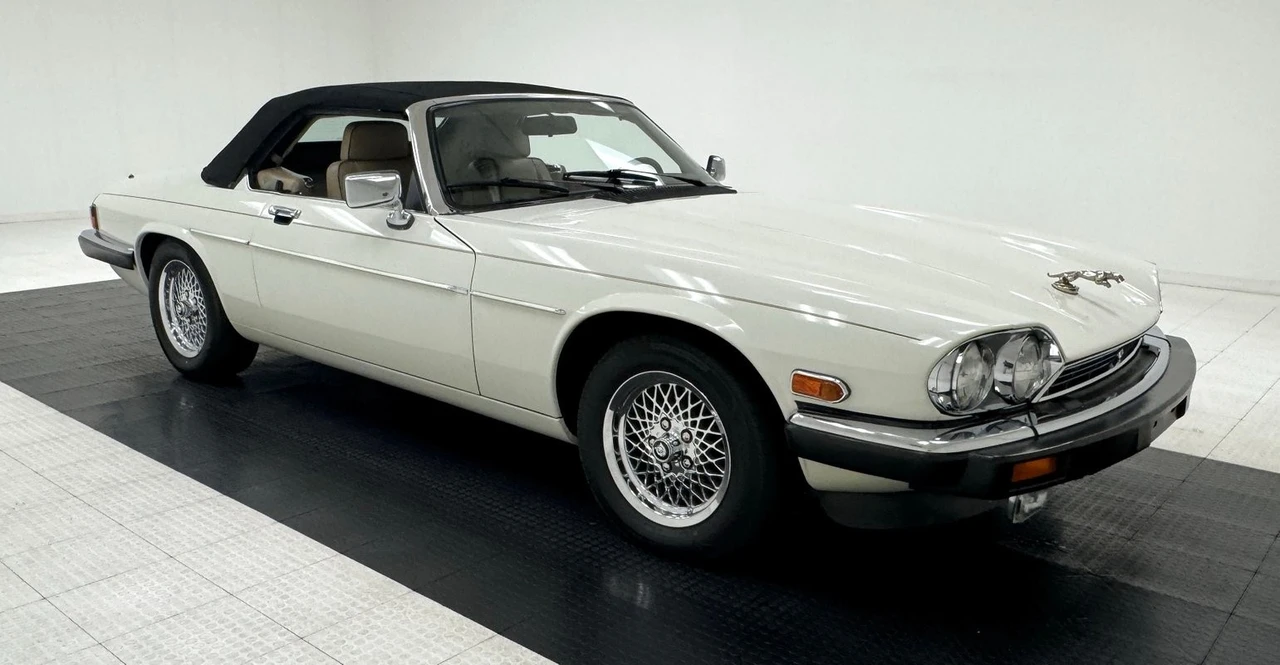 1991 Jaguar XJS Convertible - Image 10 of 12