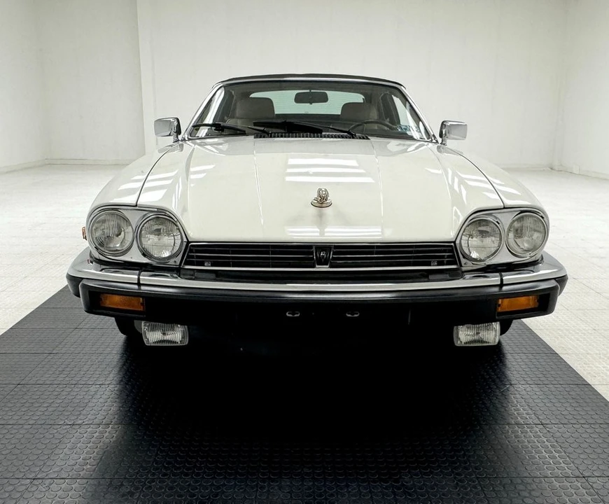 1991 Jaguar XJS Convertible - Image 11 of 12