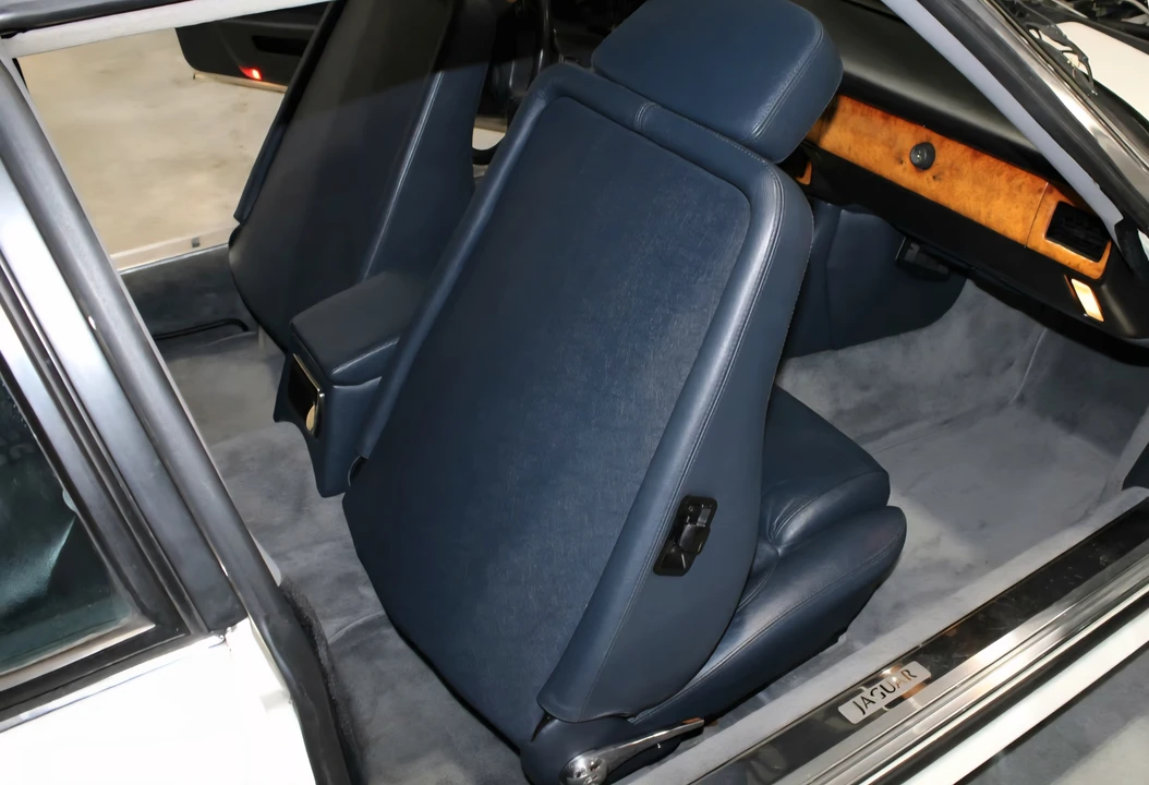 1991 Jaguar XJS Pre-Facelift V12 - Image 16 of 17