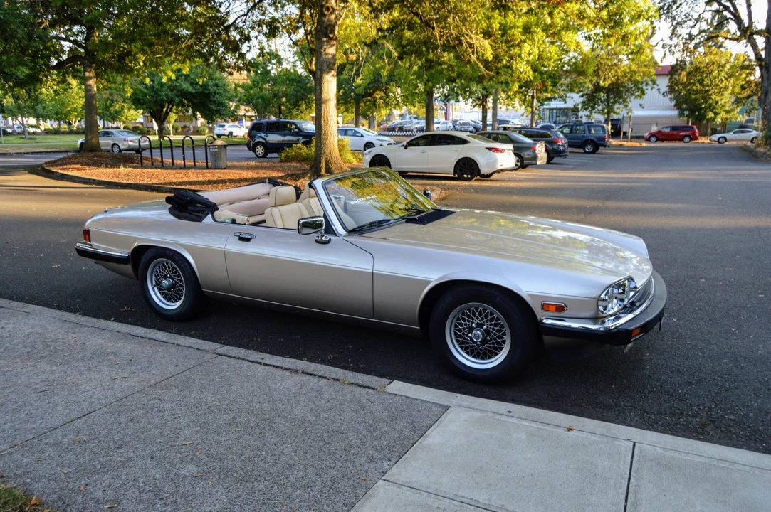 1991 Jaguar XJS Pre-Facelift V12 - Image 13 of 31