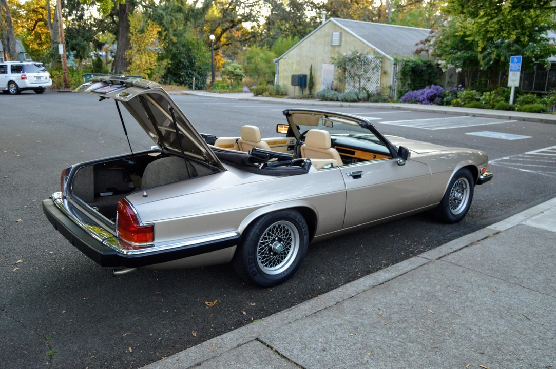 1991 Jaguar XJS Pre-Facelift V12 - Image 27 of 31
