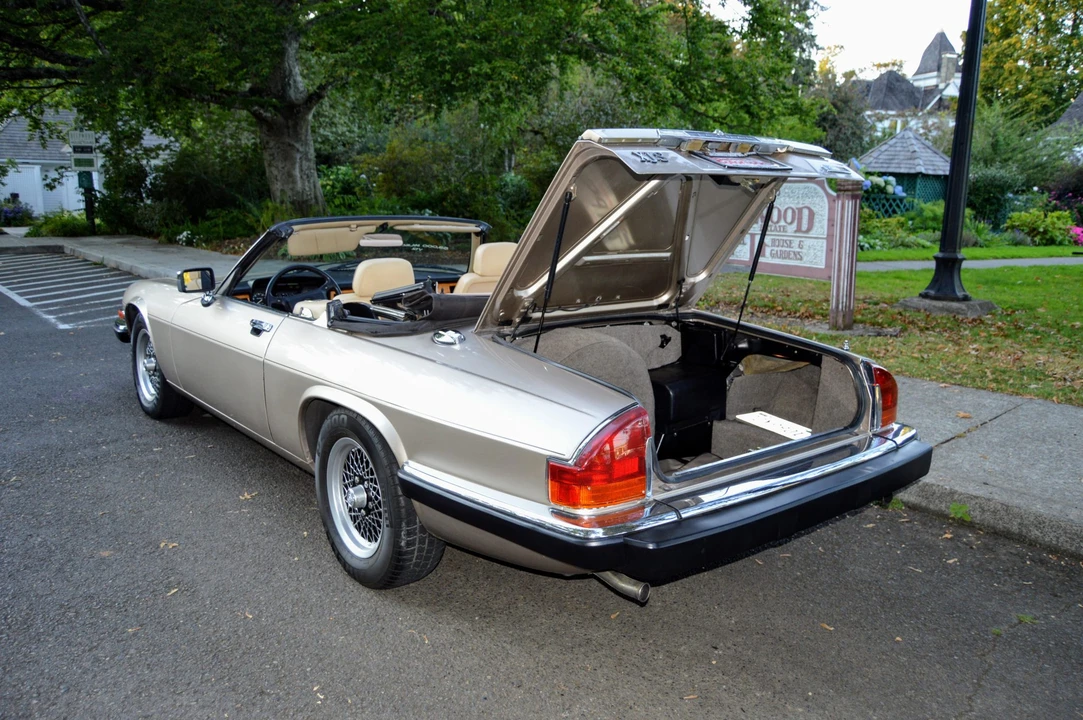 1991 Jaguar XJS Pre-Facelift V12 - Image 26 of 31