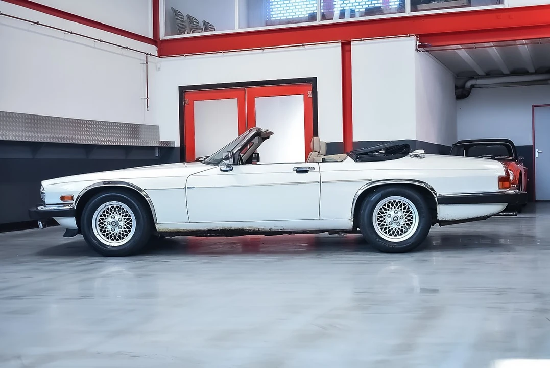 1991 Jaguar XJS Convertible - Image 20 of 30
