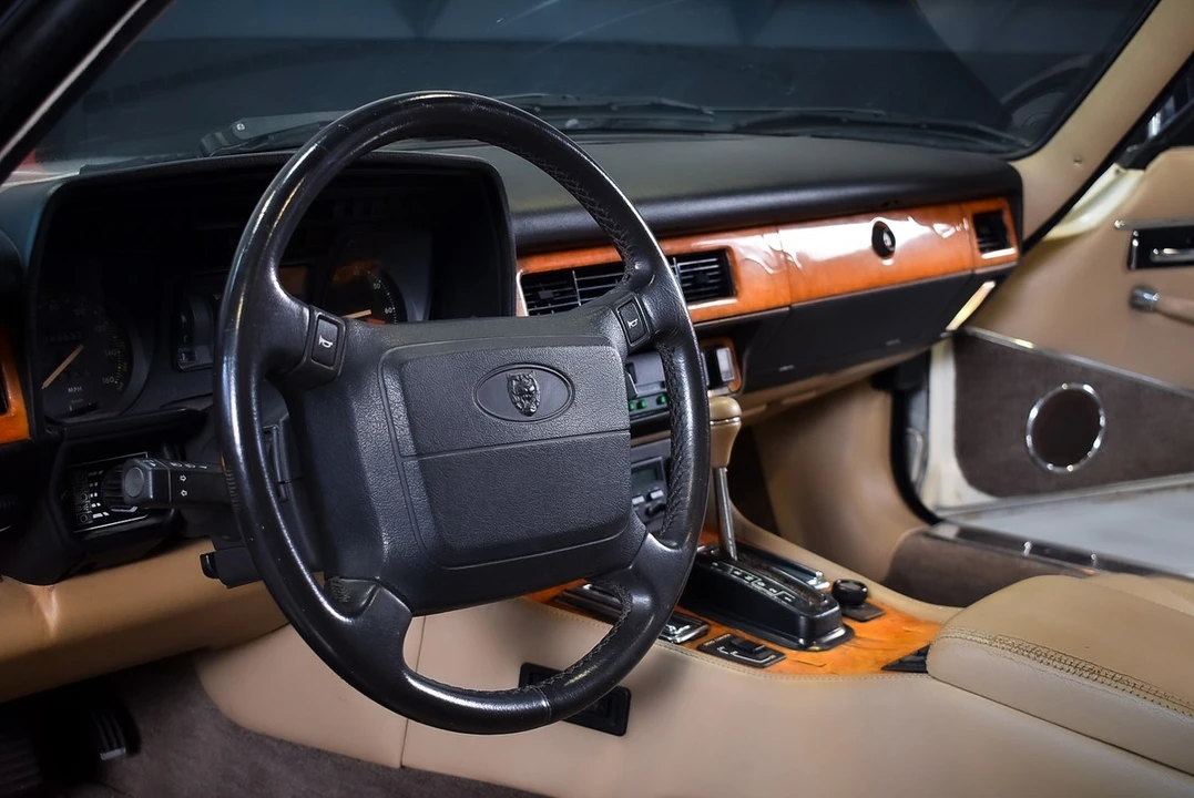1991 Jaguar XJS Convertible - Image 30 of 30