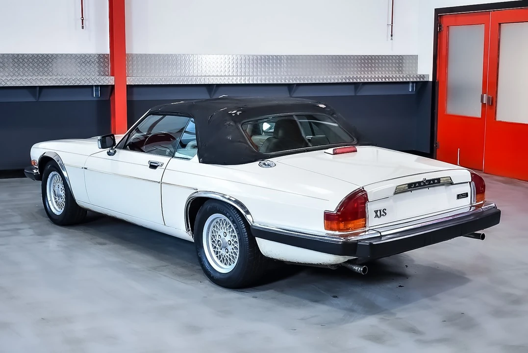 1991 Jaguar XJS Convertible - Image 17 of 30