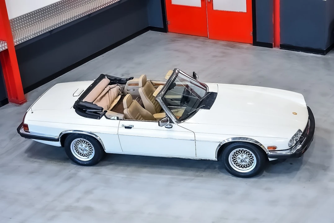 1991 Jaguar XJS Convertible - Image 5 of 30