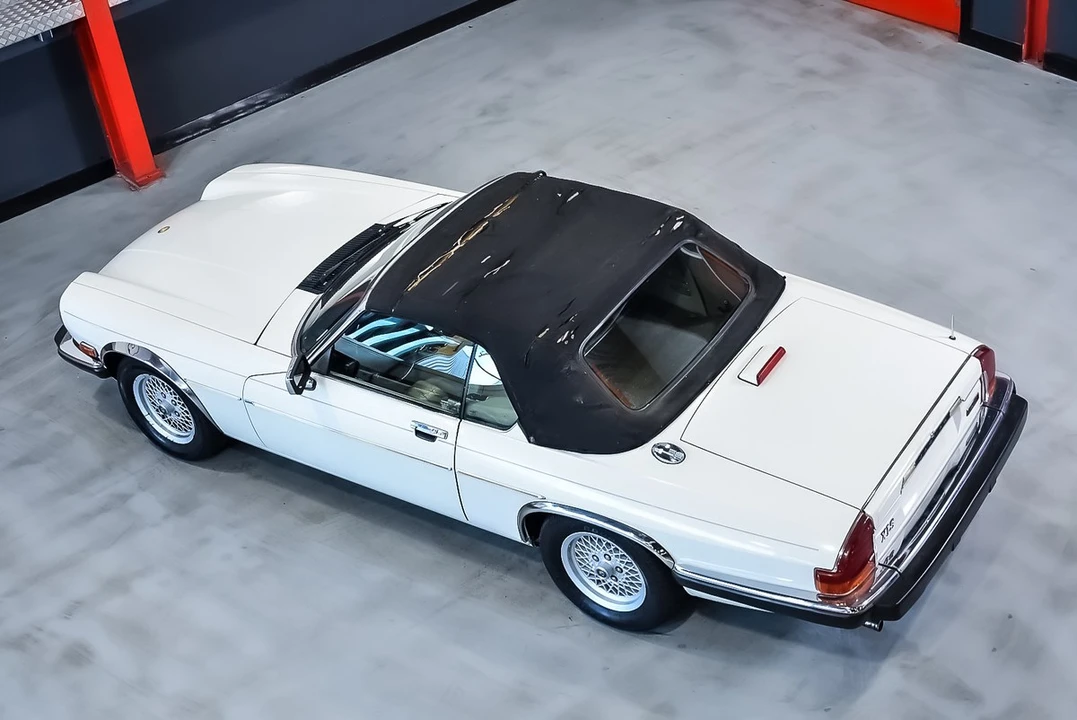 1991 Jaguar XJS Convertible - Image 21 of 30