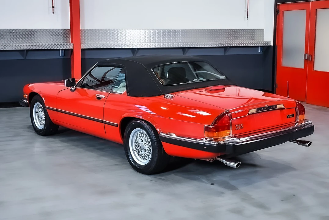 1991 Jaguar XJS Convertible - Image 25 of 30