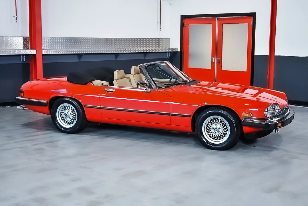 1991 Jaguar XJS Convertible - Image 10 of 30