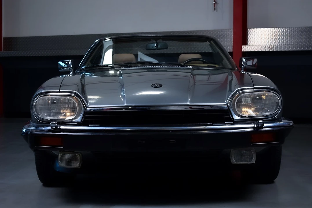 1991 Jaguar XJS Convertible - Image 27 of 30