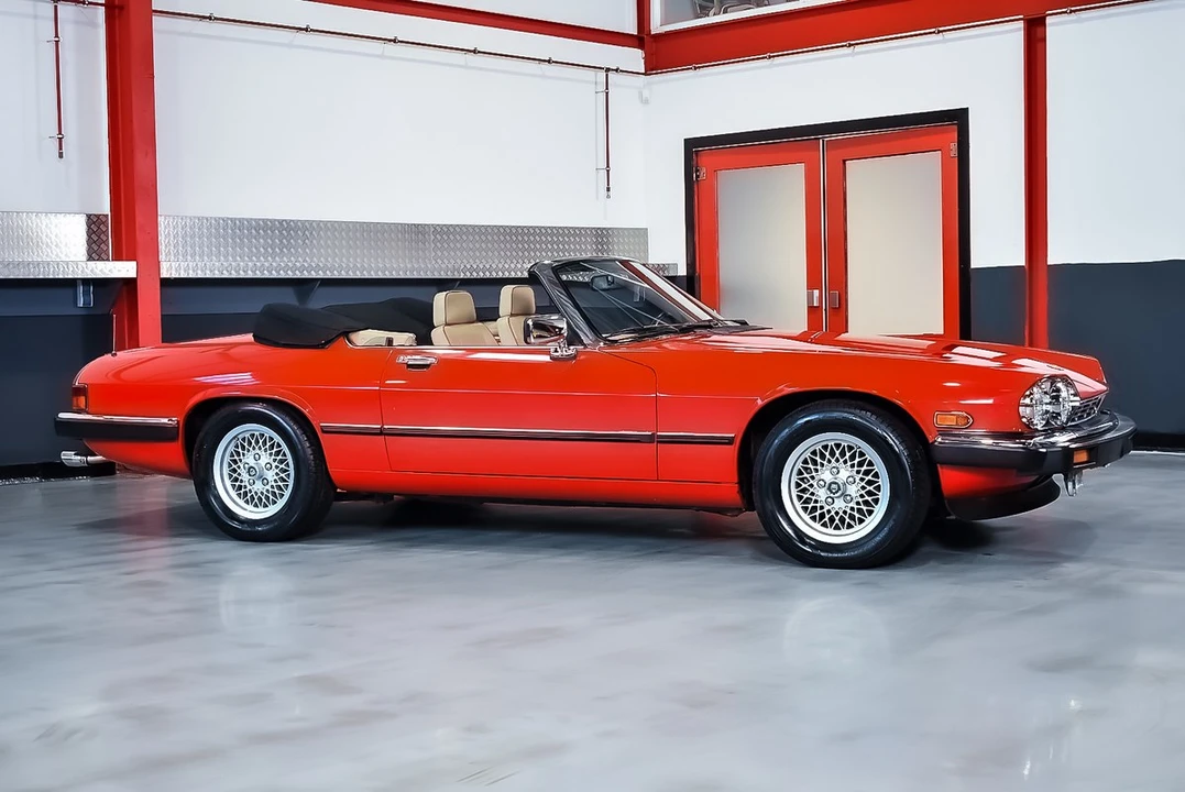 1991 Jaguar XJS Convertible - Image 11 of 30