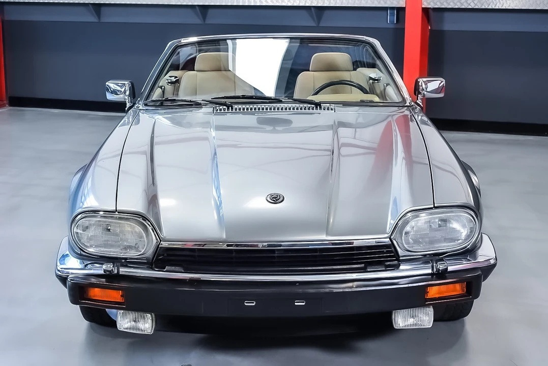 1991 Jaguar XJS Convertible - Image 11 of 30