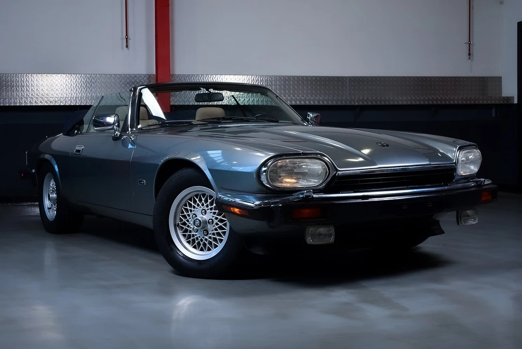 1991 Jaguar XJS Convertible - Image 28 of 30