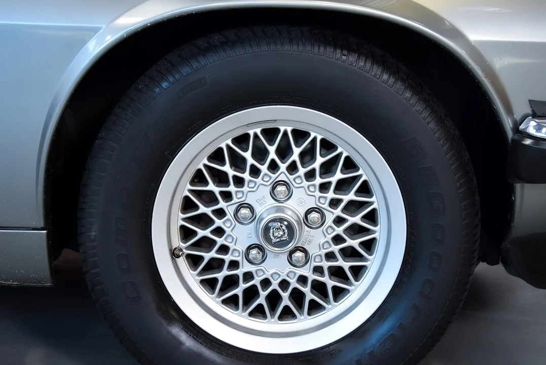 1991 Jaguar XJS Convertible - Image 29 of 30
