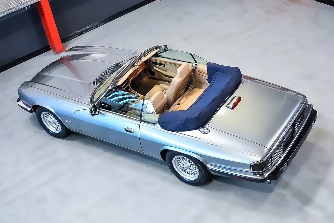 1991 Jaguar XJS Convertible - Image 16 of 30