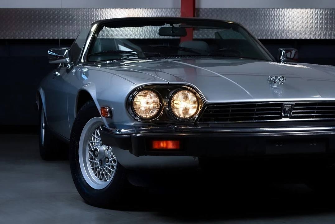 1991 Jaguar XJS Convertible - Image 9 of 30