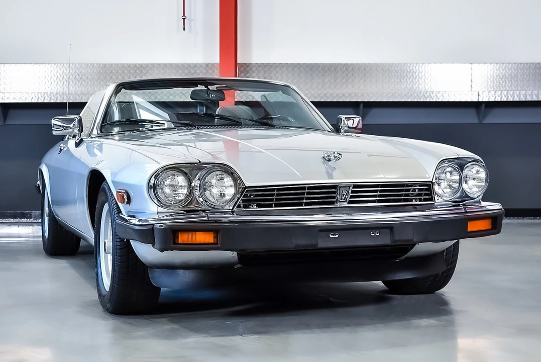1991 Jaguar XJS Convertible - Image 10 of 30