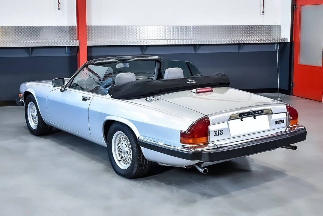 1991 Jaguar XJS Convertible - Image 25 of 30