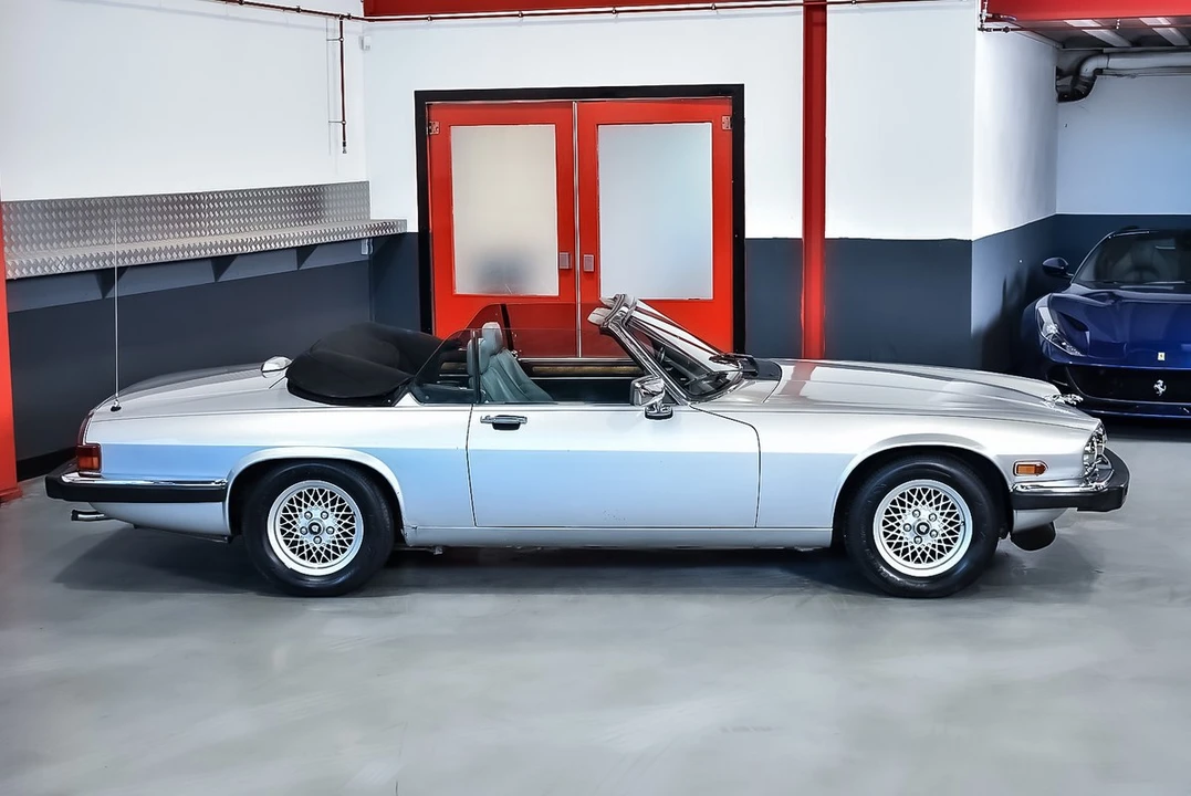 1991 Jaguar XJS Convertible - Image 16 of 30