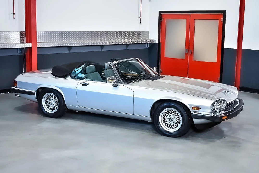 1991 Jaguar XJS Convertible - Image 14 of 30
